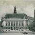 "Charleroi - Hôtel de ville - place Charles II" vue en plongée sur la façade de l'hôtel de ville, inauguré en 1936, et sur le beffroi